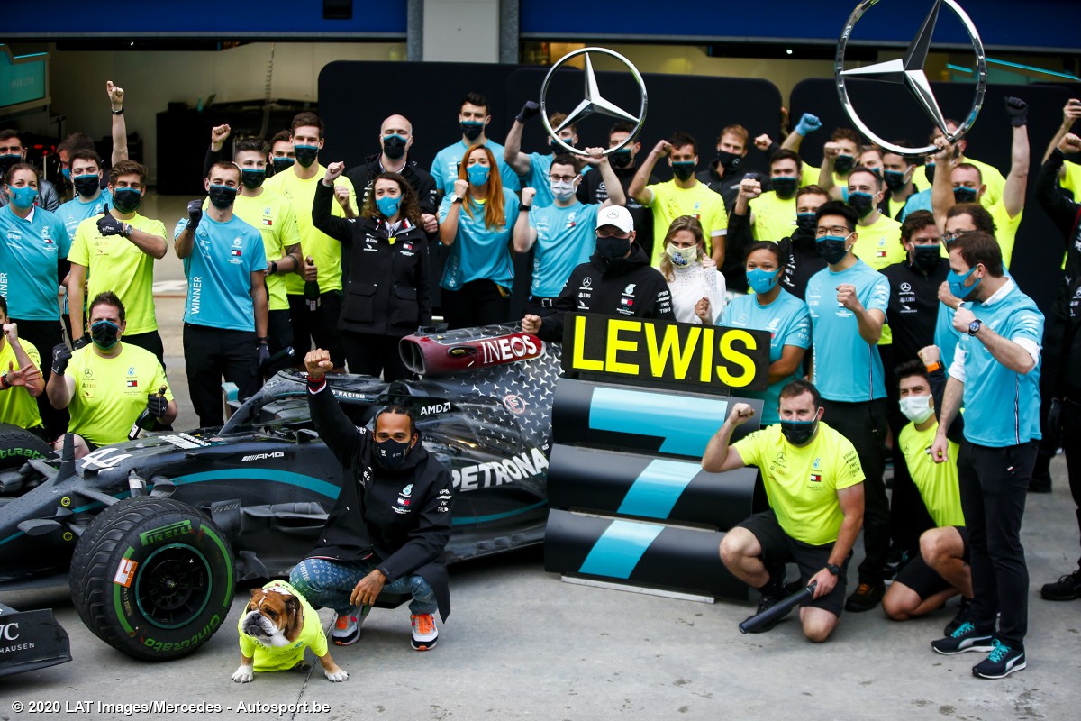 Lewis Hamilton viert zijn zevende wereldtitel F1