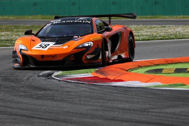 Von Ryan Racing - McLaren 650S GT3