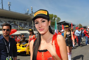 grid girl BES Monza 2015