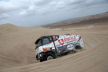 Gert Huizink/Martin Roesink/Rob Buursen - Renault Riwald Dakar Team