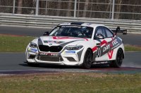 Marc & Maxim Vandenbroeck / Glenn Van Parijs - NV Academy BMW M240i
