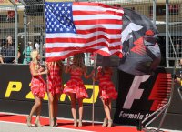 F1 grid girls