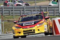 Tom Coronel - Boutsen Ginion Honda Civic TCR