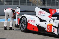 De Toyota TS050 Hybrid kon op heel wat geïnteresseerde blikken rekenen