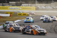 Team GP Elite boven in de Porsche Carrera Cup Deutschland