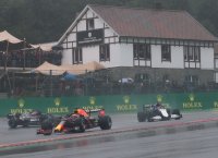 Max Verstappen leidt in de Formule 1 GP van België 2021