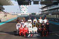 Groepsfoto F1-rijders Abu Dhabi 2017