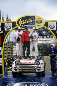 Safari Rally 1995 - Arne Hertz - Dagobert Röhrer (teamdirecteur) - Yoshio Fujimoto