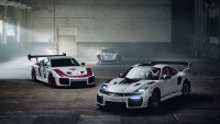 Porsche 911 GT2 RS "Flachbau / Moby Dick"