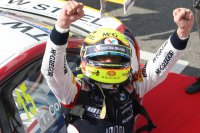 Tom Coronel: dominante vertoning op de Slovakia Ring