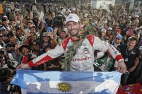 José Maria Lopez viert zijn derde wereldtitel