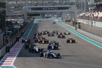 Start hoofdrace F2 Abu Dhabi