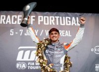 Mikel Azcona: eerste WTCR-zege