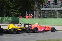 Incidentrijke eerste race te Monza