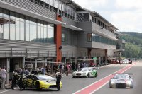 Pitlane ambiance