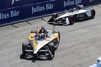 Sam Bird versus Mitch Evans - NEOM McLaren versus Jaguar TCS Racing