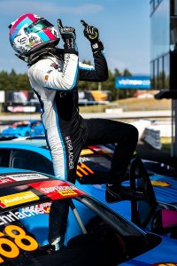 Yann Ehrlacher (Cyan Racing) co-leider