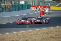 Gevecht tussen Toksport WRT en Wochenspiegel Team Monschau in race 1