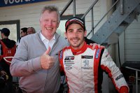 Aurélien Comte met teammanager Eric Nève