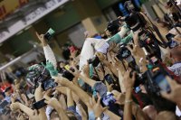 Nico Rosberg viert de wereldtitel