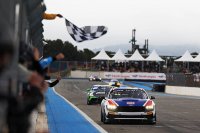 Academy Motorsport - Ford Mustang GT4
