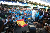 Fernando Alonso en Renault vieren hun tweede titel