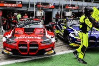De WRT BMW's van Vanthoor/Weerts/Van der Linde en Farfus/Martin/Rossi