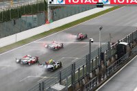 De vier LMP1's gingen er bij de start meteen vandoor