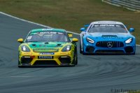 VR Racing versus SRT