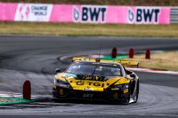 Mirko Bortolotti wint op het circuit van Oschersleben