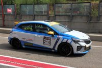 Kristoff Cox - Renault Clio Cup 5
