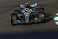 Lewis Hamilton - Mercedes W13