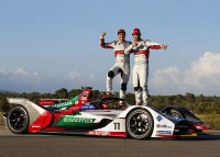 Daniel Abt & Lucas di Grassi met de e-tron FE05