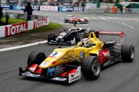 Antonio Giovinazzi - Jagonya Ayam with Carlin