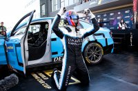 Yann Ehrlacher - Lynk&Co Cyan Racing is kampioen