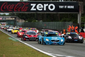 Superstars @ Zolder: Beelden van Supercar Challenge races op zondag