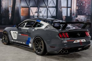 Ford Mustang GT4