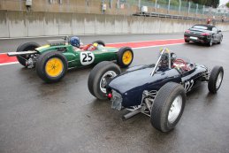 Lotus 18