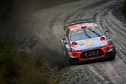Andreas Mikkelsen - Hyundai i20 Coupé WRC