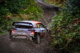 Andreas Mikkelsen - Hyundai i20 Coupé WRC