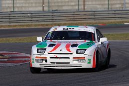Porsche 944