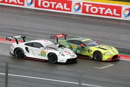 Aston Martin Racing vs. Porsche GT Team - Aston Martin Vantage AMR vs. Porsche 911 RSR-19