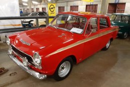 Ford Cortina