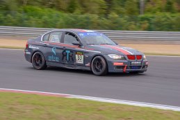 Xwift Racing Events - BMW 325i