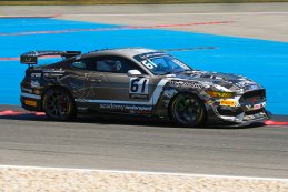 Academy Motorsport - Ford Mustang GT4
