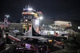 Paddock Spa-Francorchamps bij nacht