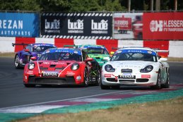 Russell Racing by NGT versus BE Motorsport - Porsche 911 GT3 Cup type 992 versus Porsche Boxster