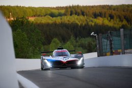 BMW M Team WRT - BMW M Hybrid V8