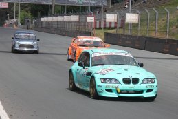 Jill Mennen - BMW Z3 Coupé