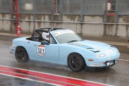 Chris Pearson - Mazda MX 5